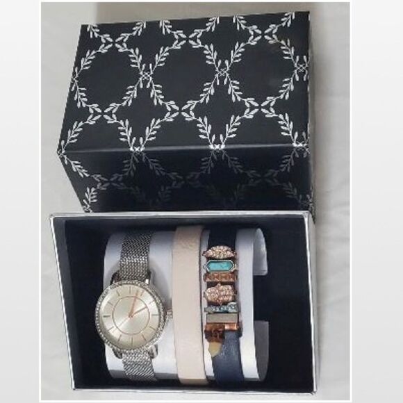 Interchangeable Y2K Watch Band Jewelry Set - Picture 3 of 10